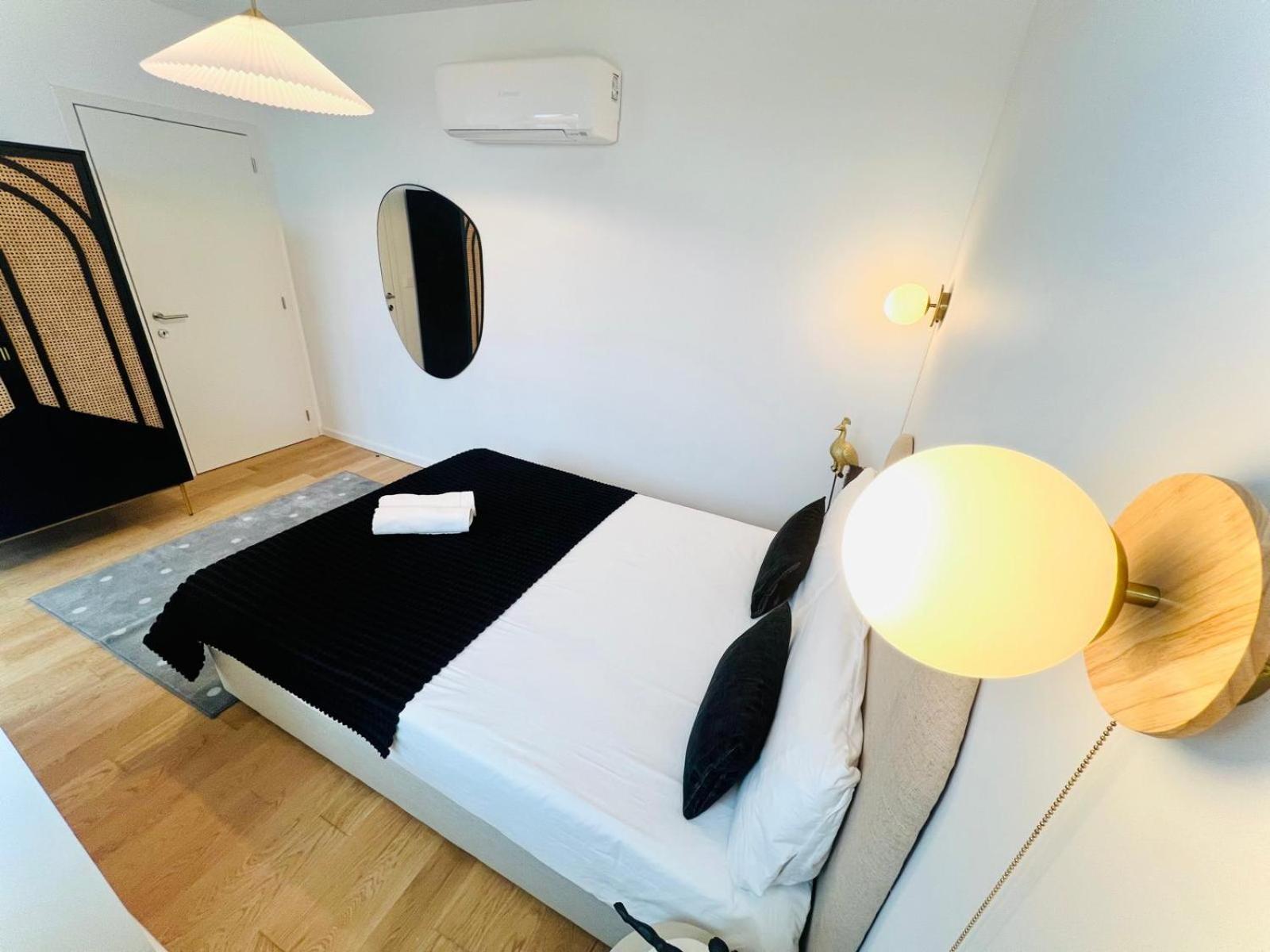 Lisbon Pink House II Beautiful 2 Bedroom Flat In City Center Exterior foto