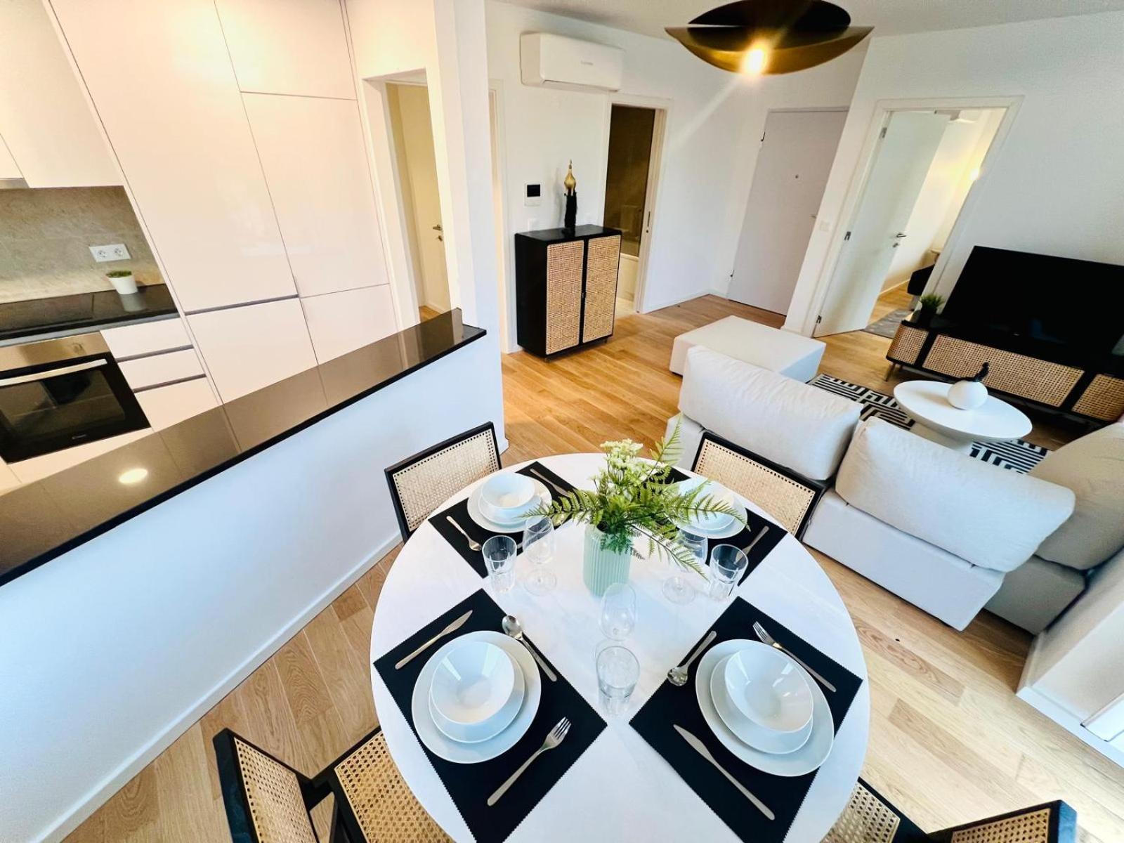 Lisbon Pink House II Beautiful 2 Bedroom Flat In City Center Exterior foto