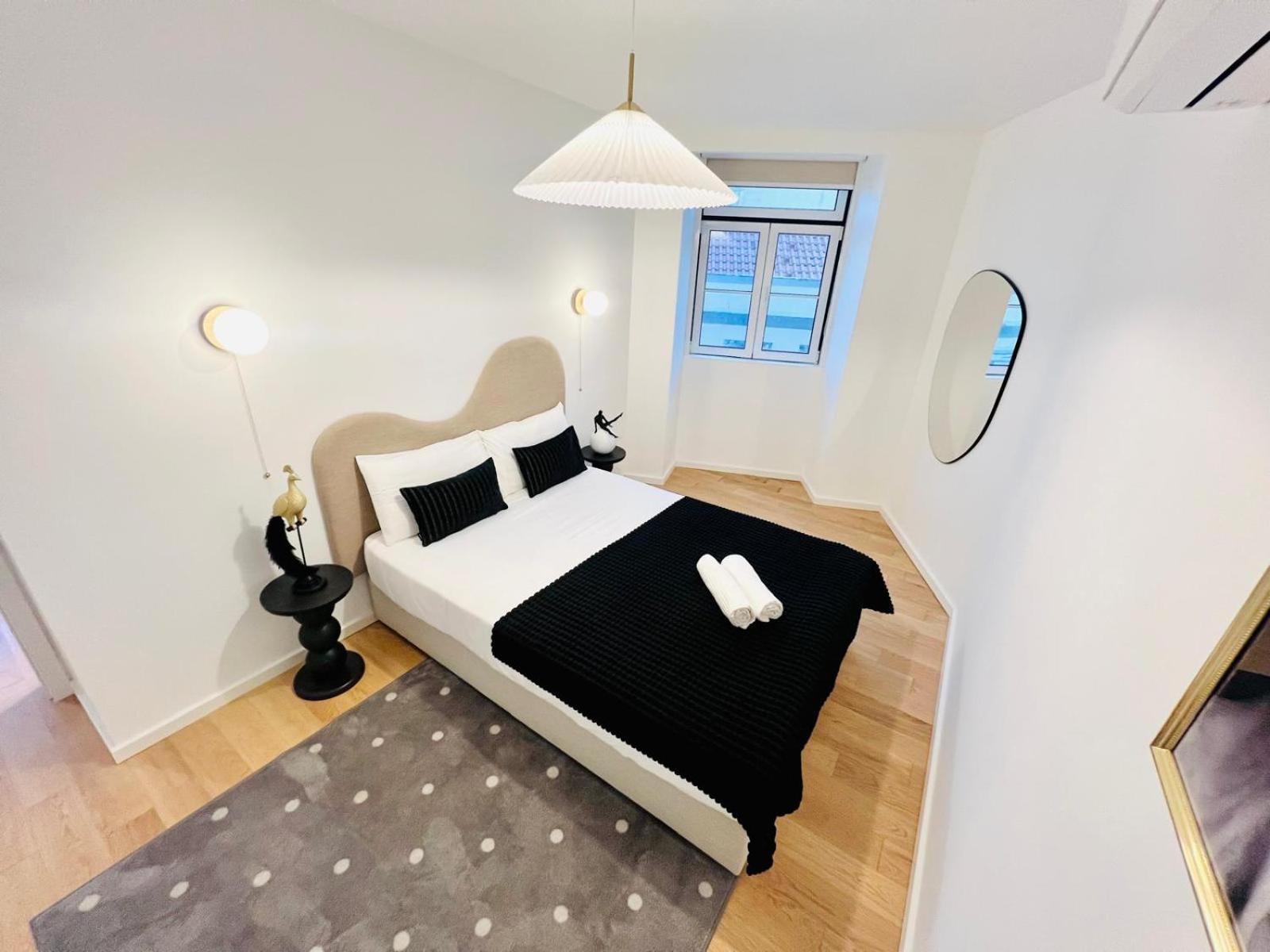 Lisbon Pink House II Beautiful 2 Bedroom Flat In City Center Exterior foto