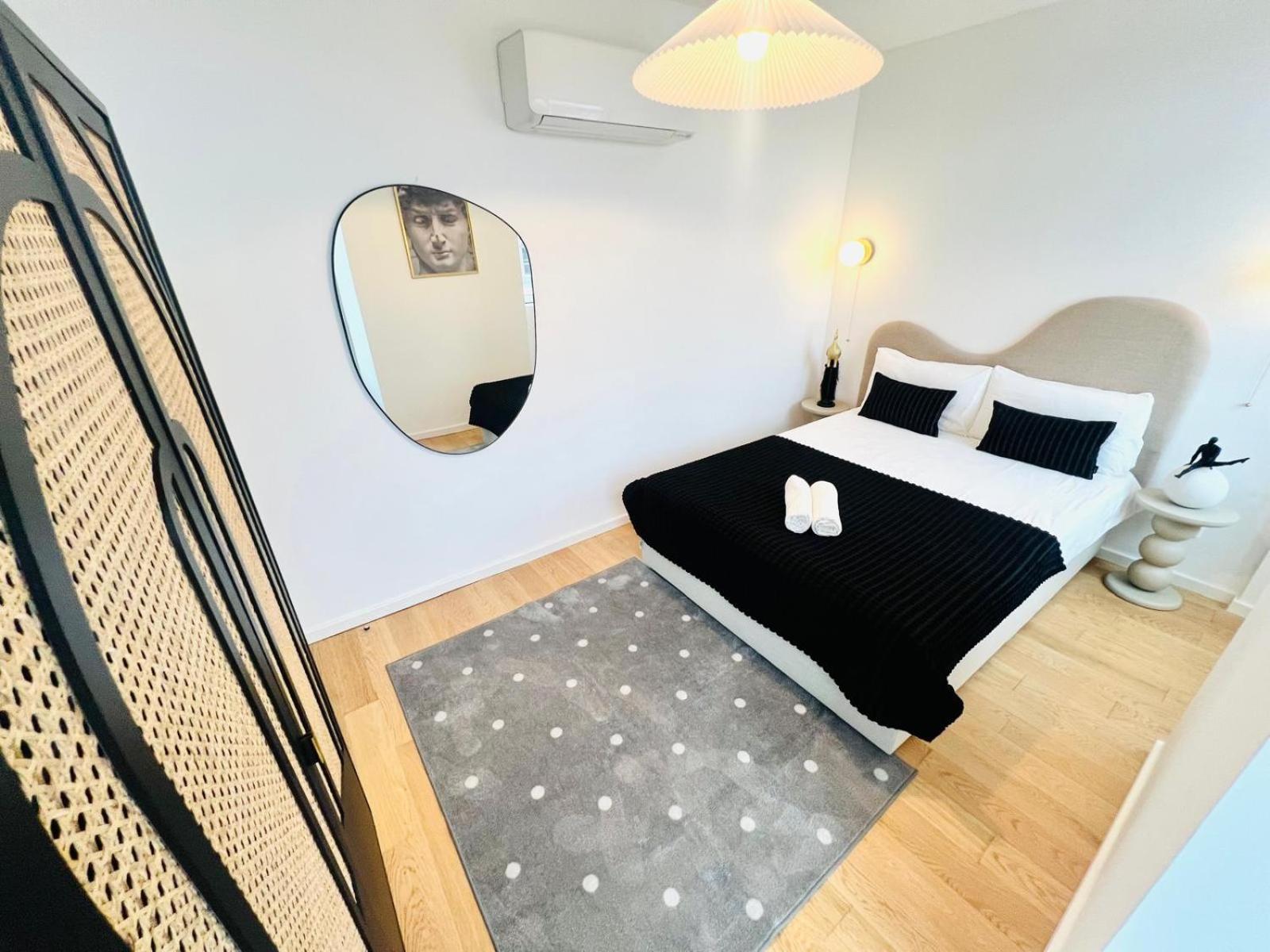 Lisbon Pink House II Beautiful 2 Bedroom Flat In City Center Exterior foto