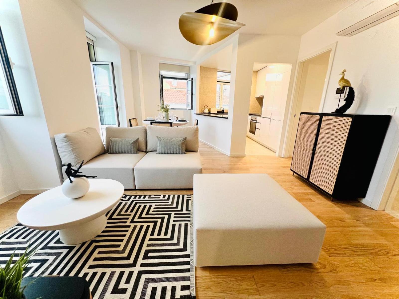 Lisbon Pink House II Beautiful 2 Bedroom Flat In City Center Exterior foto
